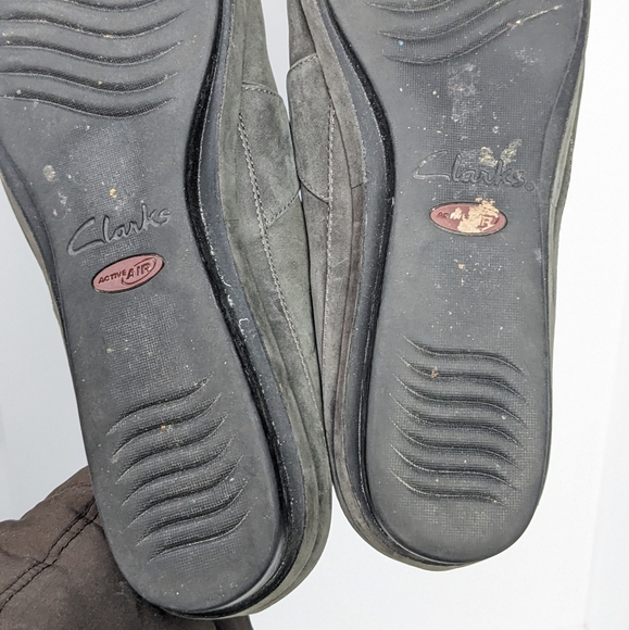 Clarks artisan suede flats - Picture 15 of 16